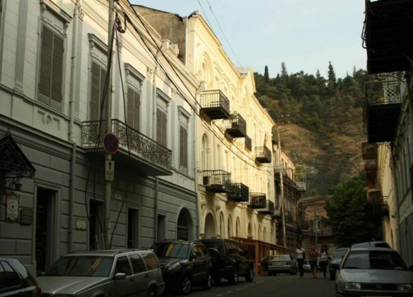 Art Tabidze Apartment Tbilisi
