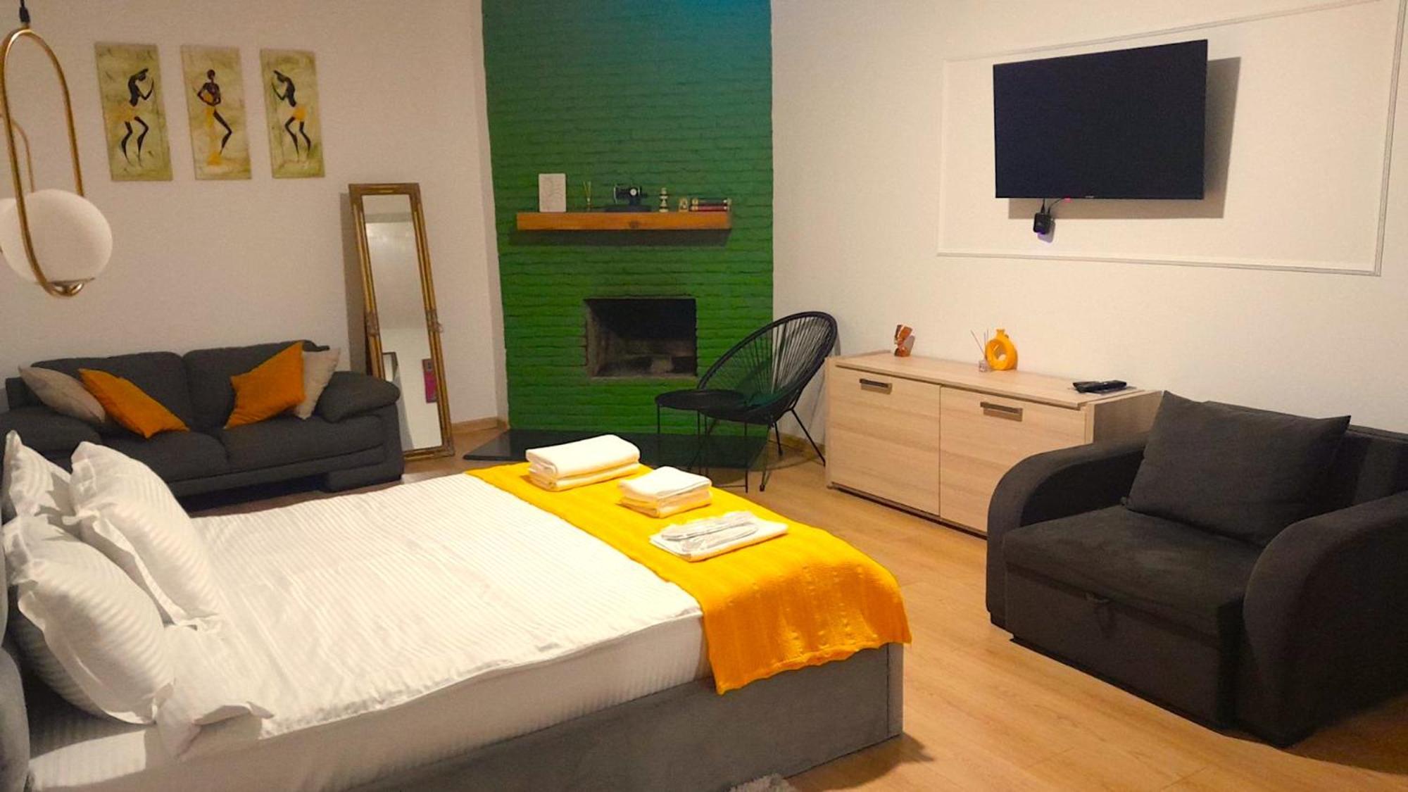 Art Tabidze Apartment
